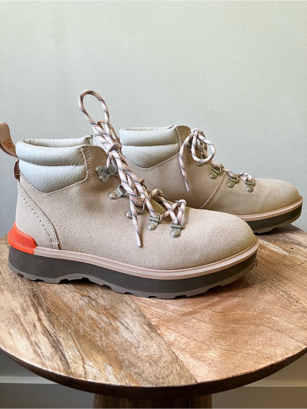 Sorel | Hi-Line Suede Orange Highlight Hiker Boot